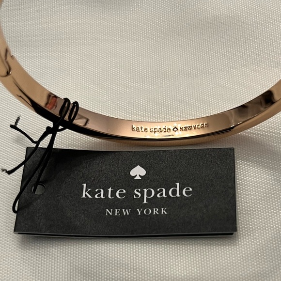 Kate Spade Ready Set Bow Pave Rose Gold Bangle NWT - Picture 5 of 5